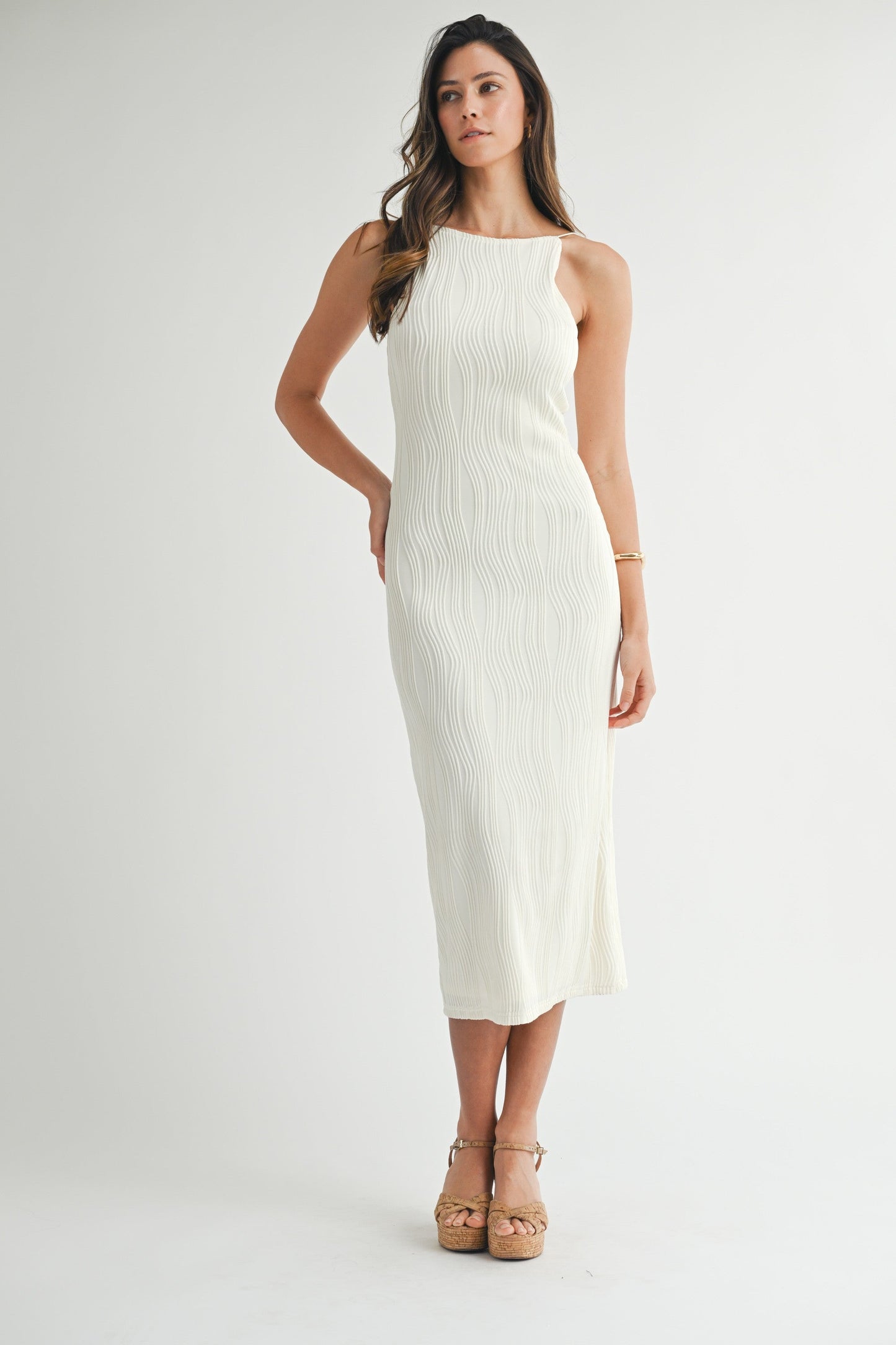 Ivory Textured Sleeveless Fitted Maternity Midi Dress