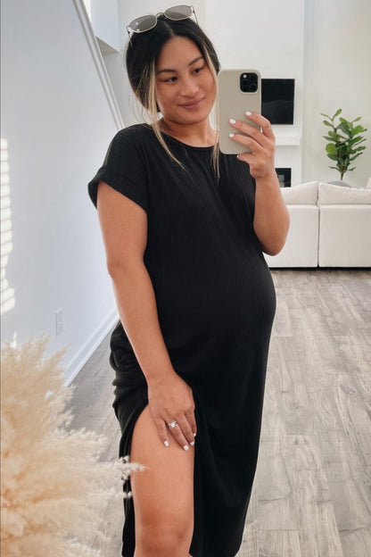 Black Ribbed Curved Hem Maternity Midi Dress